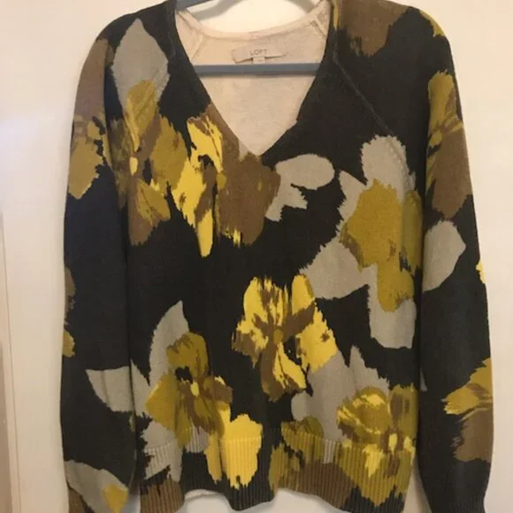 Loft Women sweater large - Picture 1 of 6